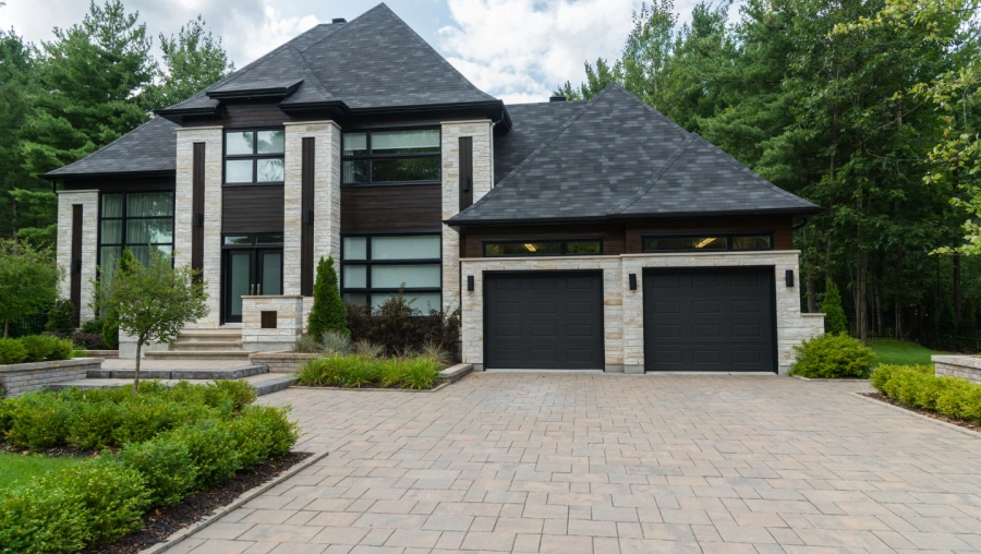 luxury custom homess